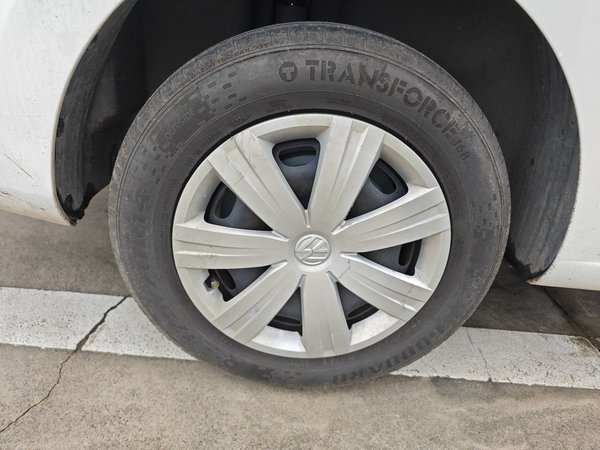 Volkswagen Jetta 2015, 89000 км, за 4549 USD - фото 10