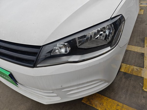 Volkswagen Jetta 2015, 89000 км, за 4549 USD - фото 9