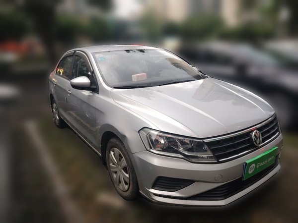 Volkswagen Jetta 2017, 105700 км, за 3362 USD