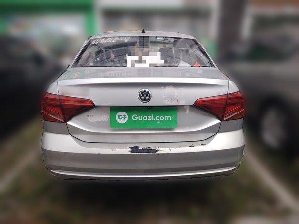 Volkswagen Jetta 2017, 105700 км, за 3362 USD