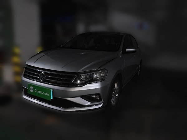 Volkswagen Jetta · 2017 год