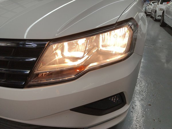 Volkswagen Jetta 2017, 163100 км, за 5184 USD - фото 9