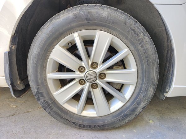Volkswagen Jetta 2017, 69200 км, за 3848 USD - фото 8