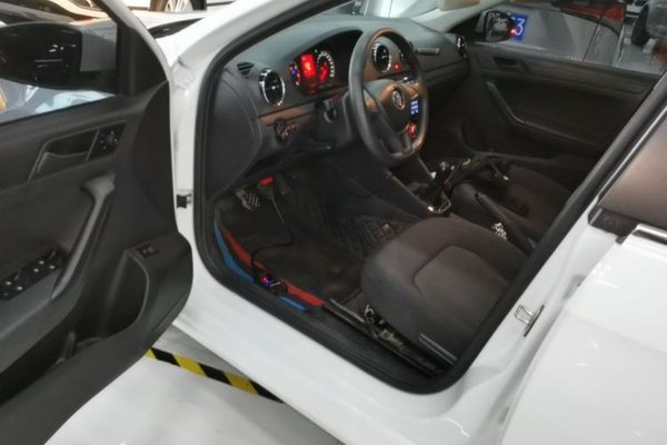 Volkswagen Jetta 2017, 77600 км, за 5655 USD - фото 18