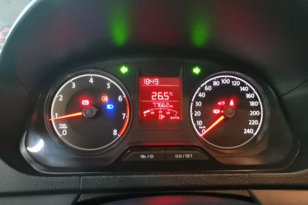 Volkswagen Jetta 2017, 77600 км, за 5655 USD - фото 14