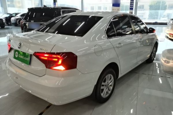 Volkswagen Jetta 2017, 77600 км, за 5655 USD - фото 6