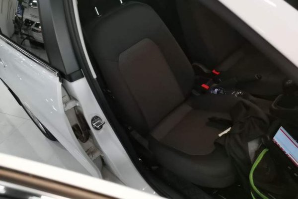 Volkswagen Jetta 2017, 77600 км, за 5655 USD - фото 19