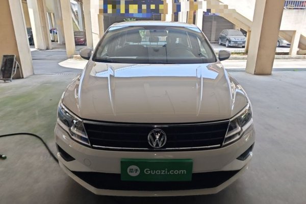 Volkswagen Jetta 2017, 83500 км, за 5480 USD