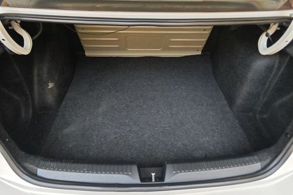 Volkswagen Jetta 2017, 83500 км, за 5480 USD - фото 22