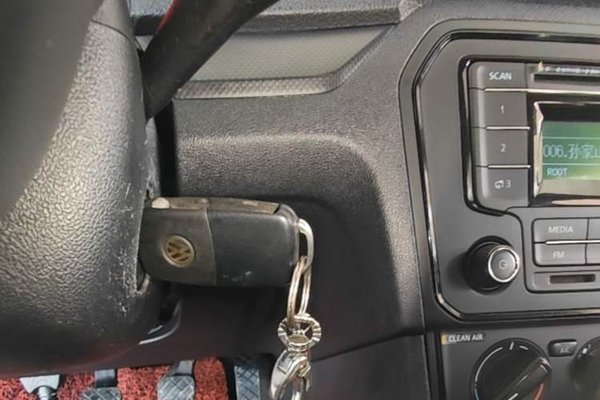 Volkswagen Jetta 2017, 83500 км, за 5480 USD - фото 23