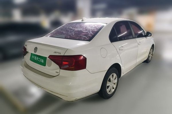 Volkswagen Jetta 2017, 127500 км, за 5911 USD