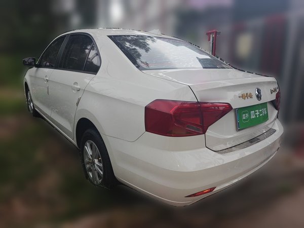 Volkswagen Jetta 2017, 43400 км, за 5501 USD