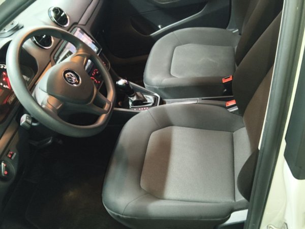 Volkswagen Jetta 2017, 63000 км, за 6547 USD - фото 18