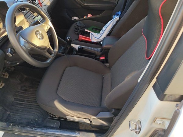 Volkswagen Jetta 2017, 97100 км, за 3792 USD - фото 16