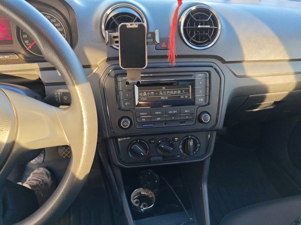 Volkswagen Jetta 2017, 97100 км, за 3792 USD - фото 14
