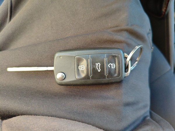 Volkswagen Jetta 2017, 97100 км, за 3792 USD - фото 9