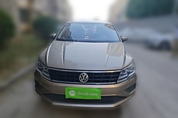 Volkswagen Jetta 2017, 111900 км, за 4635 USD