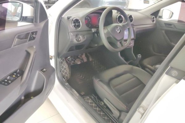 Volkswagen Jetta 2019, 29200 км, за 5557 USD - фото 17