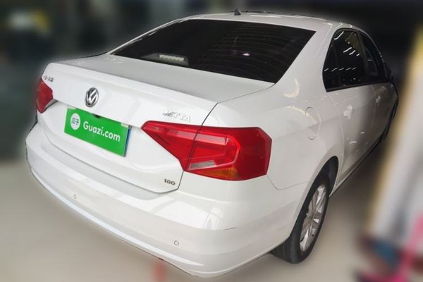 Volkswagen Jetta 2019, 29200 км, за 5557 USD - фото 6