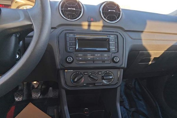 Volkswagen Jetta 2019, 5100 км, за 6266 USD - фото 15
