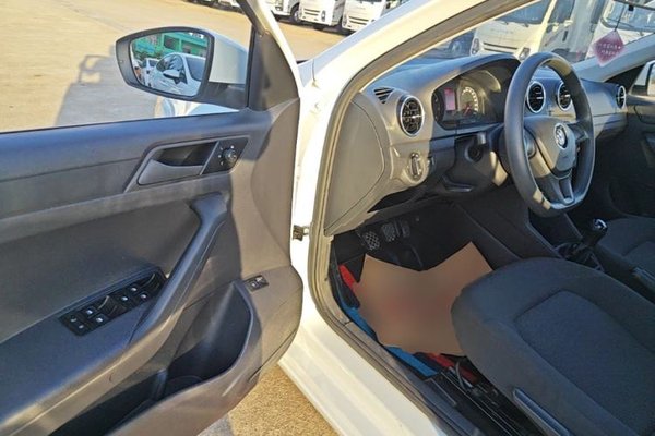 Volkswagen Jetta 2019, 5100 км, за 6266 USD - фото 18