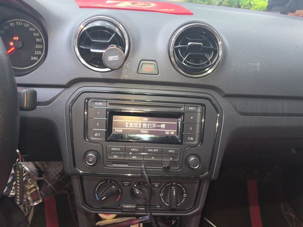Volkswagen Jetta 2019, 58000 км, за 6232 USD - фото 10