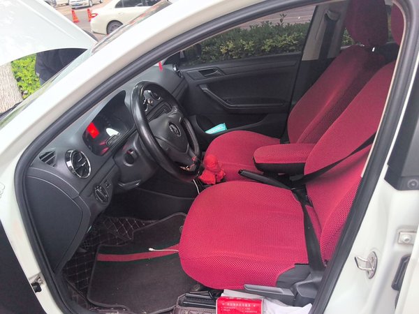 Volkswagen Jetta 2019, 58000 км, за 6232 USD - фото 12