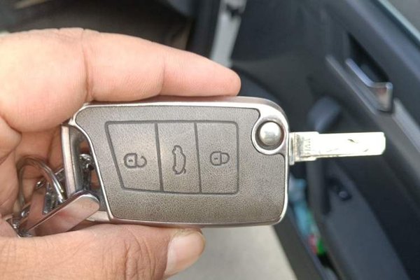 Volkswagen Lamando 2015, 123000 км, за 5360 USD - фото 20