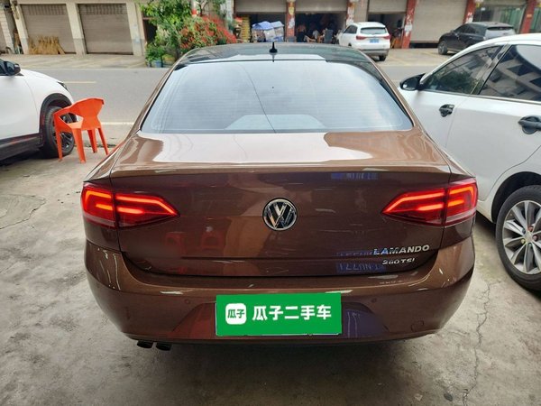 Volkswagen Lamando 2017, 150200 км, за 7474 USD