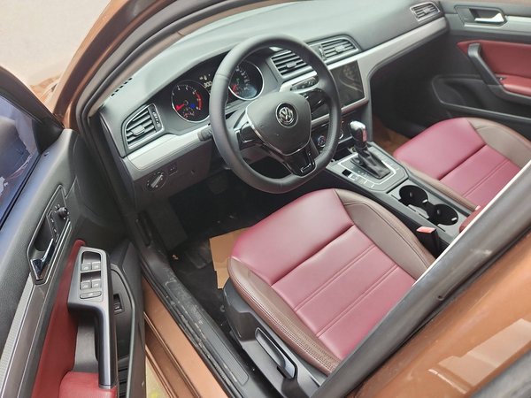 Volkswagen Lamando 2017, 150200 км, за 7474 USD - фото 19