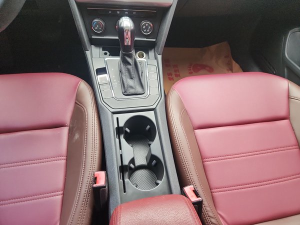 Volkswagen Lamando 2017, 150200 км, за 7474 USD - фото 17