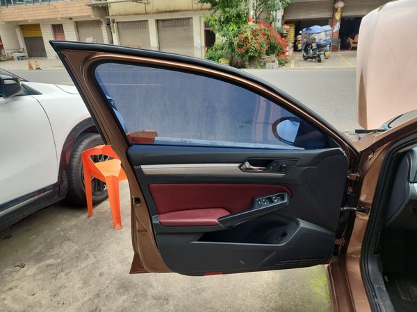 Volkswagen Lamando 2017, 150200 км, за 7474 USD - фото 26