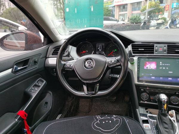 Volkswagen Lamando 2017, 87600 км, за 8996 USD - фото 9