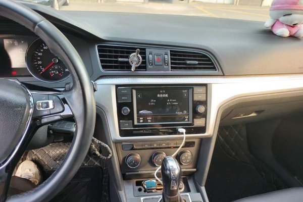Volkswagen Lamando 2017, 101700 км, за 6464 USD - фото 14