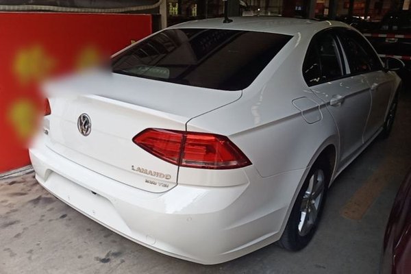 Volkswagen Lamando 2017, 109300 км, за 8572 USD - фото 6