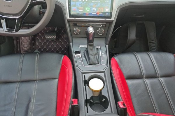 Volkswagen Lamando 2017, 52500 км, за 8816 USD - фото 15