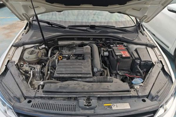 Volkswagen Lamando 2017, 52500 км, за 8816 USD - фото 24