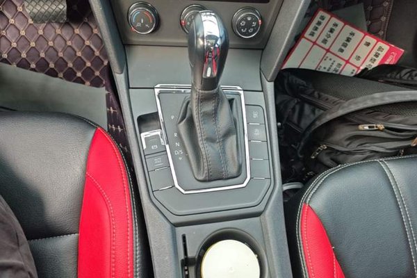 Volkswagen Lamando 2017, 52500 км, за 8816 USD - фото 16