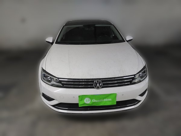 Volkswagen Lamando 2017, 88100 км, за 10032 USD