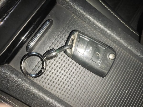 Volkswagen Lamando 2017, 88100 км, за 10032 USD - фото 18