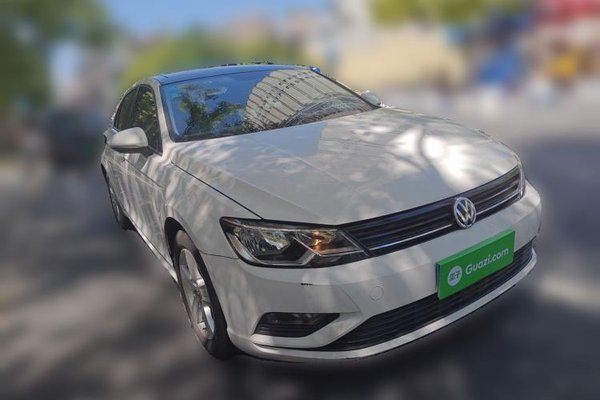 Volkswagen Lamando 2017, 89500 км, за 8151 USD