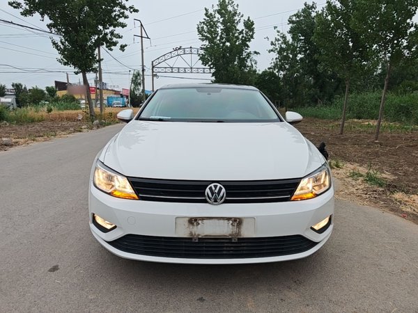 Volkswagen Lamando 2018, 100700 км, за 8835 USD