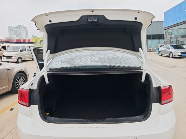 Volkswagen Lamando 2018, 100700 км, за 8835 USD - фото 22