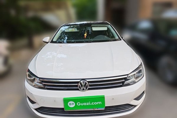 Volkswagen Lamando 2018, 67600 км, за 8496 USD