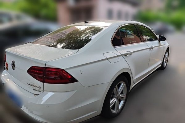 Volkswagen Lamando 2018, 67600 км, за 8496 USD