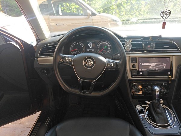 Volkswagen Lamando 2019, 51100 км, за 9155 USD - фото 11