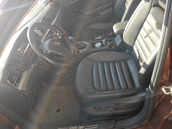 Volkswagen Lamando 2019, 51100 км, за 9155 USD - фото 16