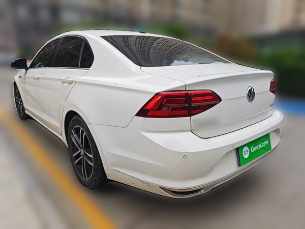 Volkswagen Lamando 2019, 55800 км, за 9429 USD