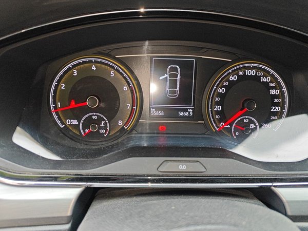 Volkswagen Lamando 2019, 55800 км, за 9429 USD - фото 13