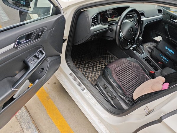 Volkswagen Lamando 2019, 55800 км, за 9429 USD - фото 17